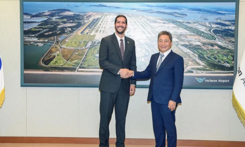 El Gobierno tomará como referencia los sistemas de gestión portuaria y logística de Corea del Sur / Foto: cortesía MTOP