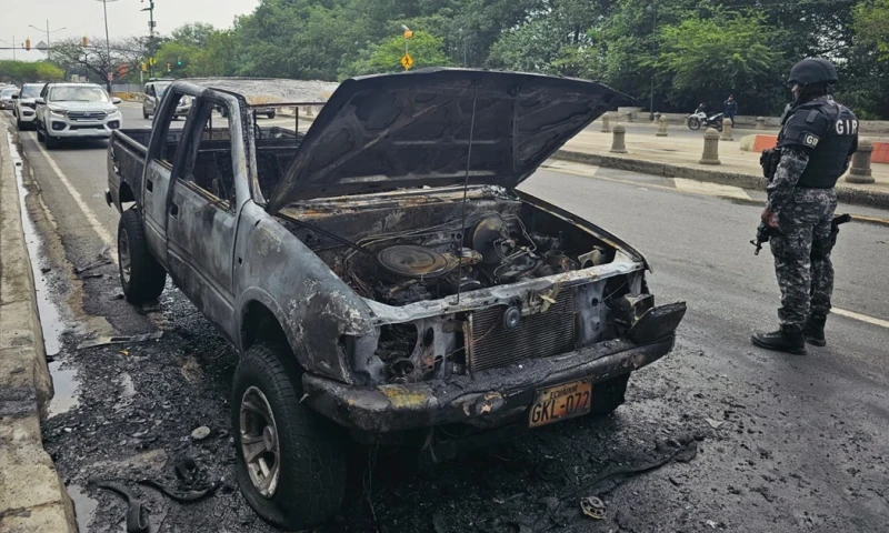 Las primeras explosiones se registraron en la ciudad de Esmeraldas/ Foto: cortesía Policía Nacional