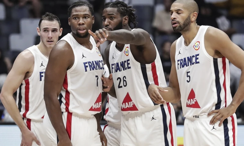 El desplome en el último cuarto (12-26) dejó a "les Bleus" sonados e incapaces de reaccionar / Foto: EFE 