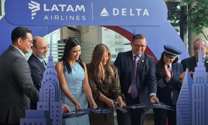 La inauguración tuvo lugar en el aeropuerto José Joaquín de Olmedo de Guayaquil / Foto: cortesía MIT