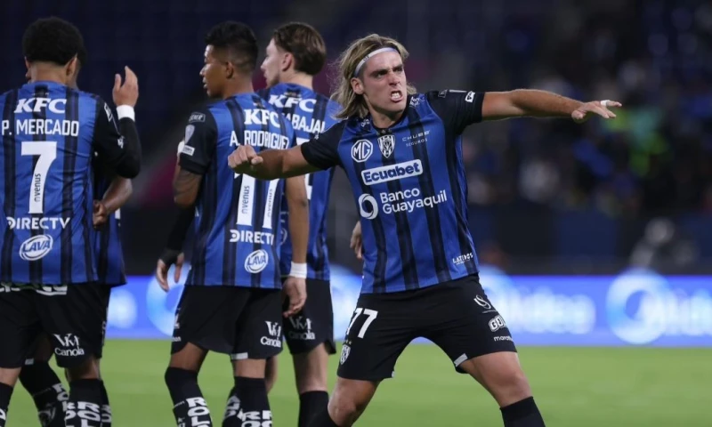 El delantero argentino Claudio Spinelli anotó el gol de la victoria / Foto: cortesía Independiente del Valle