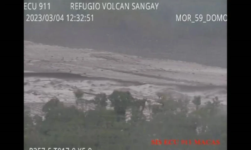 Lahares descienden desde el Sangay debido a las lluvias / Foto: cortesía ECU-911