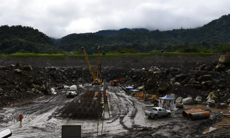 Coca Codo Sinclair se encuentra amenazada por la erosión regresiva del río Coca / Foto: cortesía Ministerio de Energía y Minas
