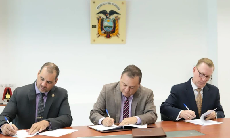 El objetivo es para promover la coordinación del cumplimiento de la ley y de investigación relativas al sistema eTrace  / Foto: cortesía minsiterio del Interior