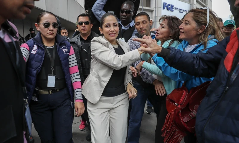 Esto, tras el asesinato de Fernando Villavicencio, activó la alerta e hizo que González aceptara el apoyo de las Fuerzas Armadas ofrecido por el Ejecutivo / Foto: EFE