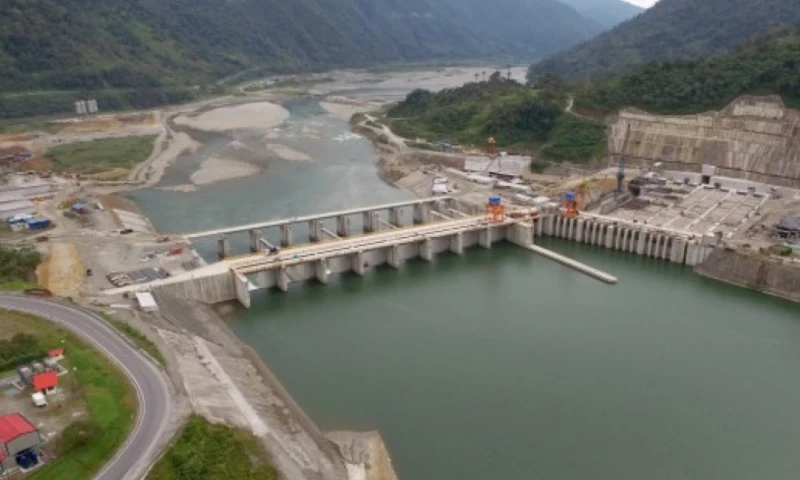 Coca Codo Sinclair, cuya construcción costó $ 1.011 millones, tiene una potencia instalada de 1.500 megavatios / Foto: cortesía Presidencia