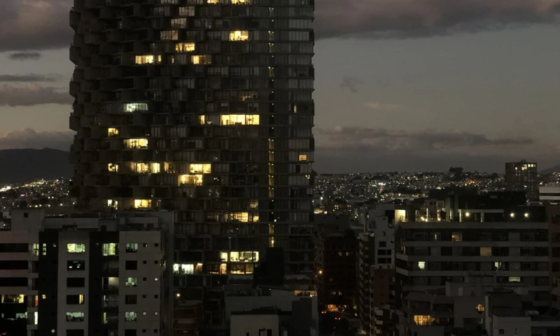 El Gobierno ecuatoriano anunció una reducción de la duración de los apagones programados por la crisis energética, que hasta el jueves eran de 14 horas diarias a escala nacional/ Foto: cortesía