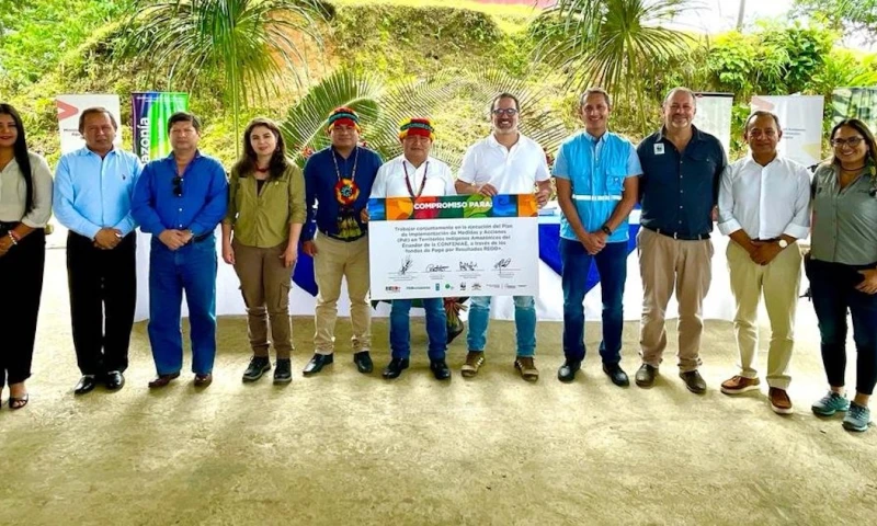 300 mil personas de las 11 nacionalidades indígenas amazónicas del país participarán en estos proyectos / Foto: cortesía ministerio de Ambiente