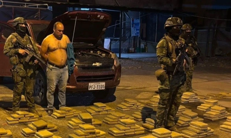 El operativo se llevó a cabo en el sector de Tarapoa, provincia de Sucumbíos / Foto: cortesía Ejército ecuatoriano