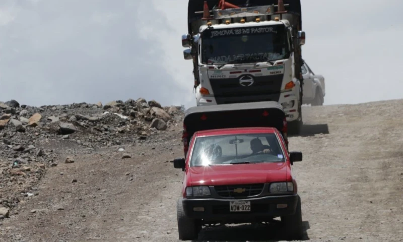 La erosión del río Coca ha destruido varios tramos de la carretera en Napo / Foto: El Oriente