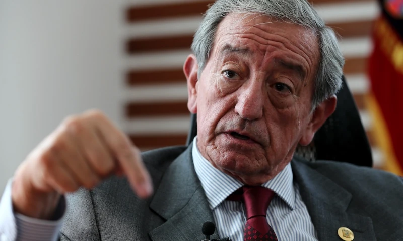 Ecuador moviliza 200 hombres y 20 vehículos tácticos a frontera con Perú / Foto EFE