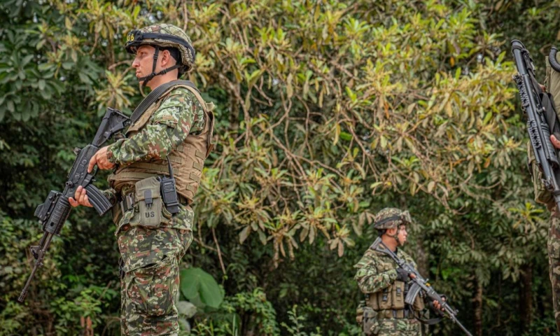 El enfrentamiento se produjo entre el Bloque Amazonas y el Bloque Jorge Suárez Briceño / Foto: cortesía Cuarta División del Ejército Nacional