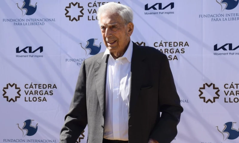 Vargas Llosa falleció tras toda una carrera dedicada a la literatura y a la política / Foto: EFE