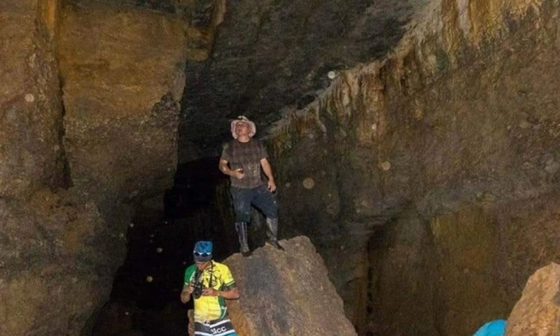 Los visitantes pueden adentrarse y descubrir estalactitas y estalagmitas/ Foto: cortesía