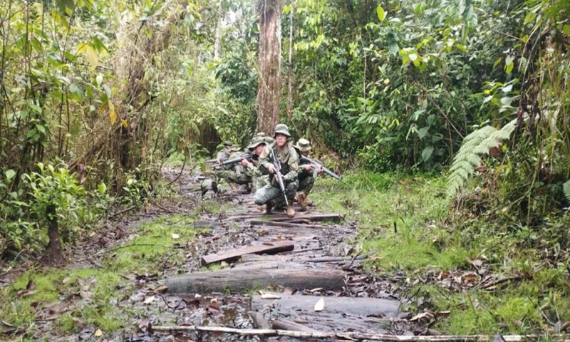 Son una fusión extraordinaria de conocimientos ancestrales y habilidades militares modernas / Foto: cortesía Escuela de Iwias