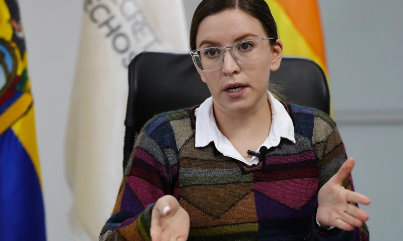 El Gobierno de Ecuador comenzó a discutir para crear una política pública que busca erradicar la violencia y discriminación por orientación sexual. / Foto: EFE