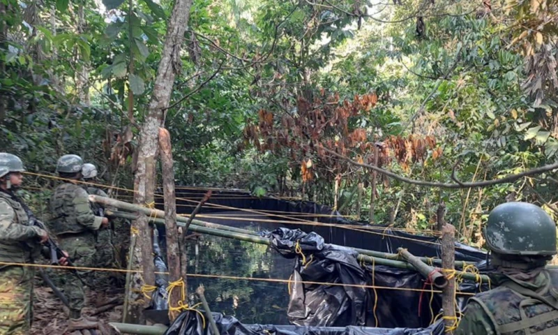 El hallazgo está vinculado a actividades ilegales de organizaciones narcotraficantes / Foto: cortesía Ejército Ecuatoriano