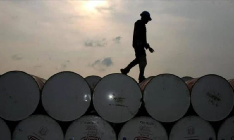 Imagen referencial. El Gobierno busca llegar a los 580.000 barriles por día en 2021. Foto: Expreso