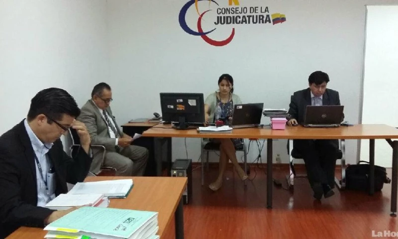 Suegra de CAPAYA va a juicio.