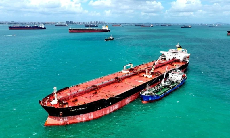 También incluirá la compra de 18 barcazas y 18 remolcadores / Foto: Petrobras 