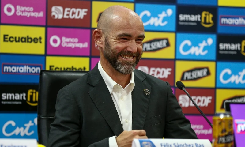 Sánchez, de 47 años, debutará tras once días de haber asumido la dirección técnica de la selección/ Foto: Cortesía EFE