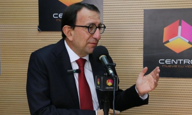 El viceministro de Minas, Xavier Subía, dio detalles sobre la tasa minera / Foto: cortesía