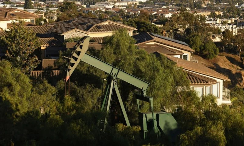 La OPEP+ ha acordado aumentar rápidamente la oferta al mercado este mes y el próximo / Foto: EFE