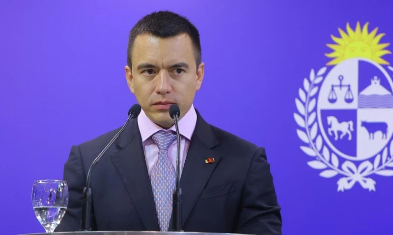 Tampoco dio paso a la pregunta para eliminar por medio de una enmienda constitucional el CPCCS / Foto: EFE 