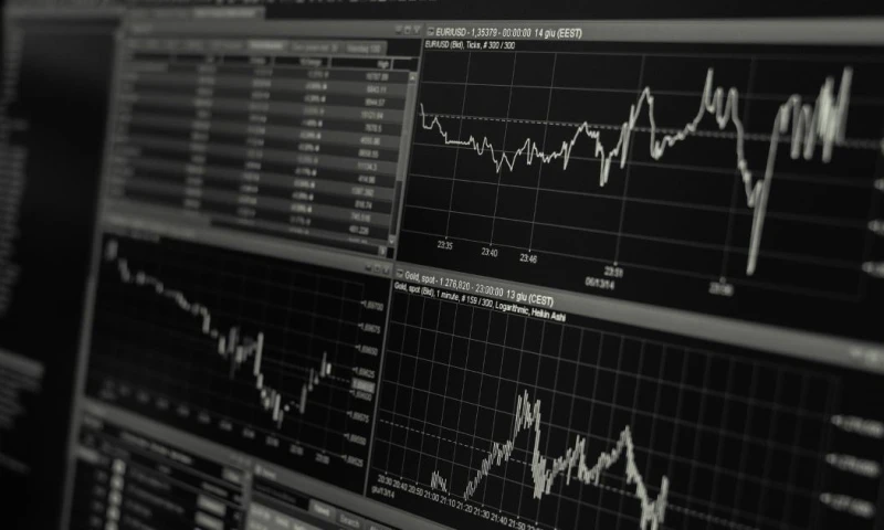 Noboa señaló que una menor prima de riesgo permite acceder a financiamiento externo en mejores condiciones / Foto: Pixabay