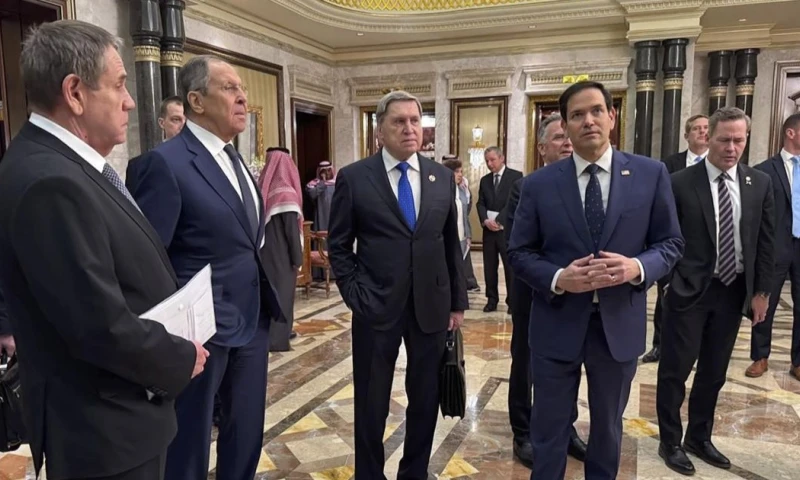 Riad se convirtió en el escenario de una esperada primera toma de contacto entre Donald Trump y Vladímir Putin / Foto: EFE