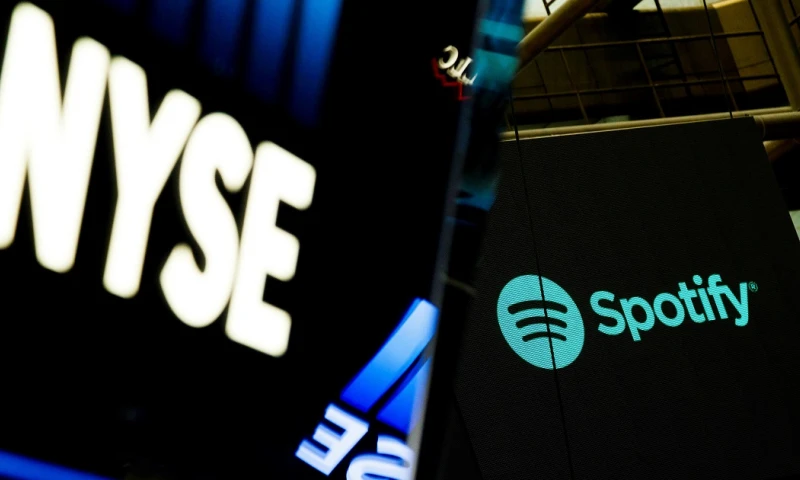 Las acciones de Spotify caían más de un 14 %, ahondando los claros retrocesos con los que ya habían iniciado la sesión / Foto: EFE