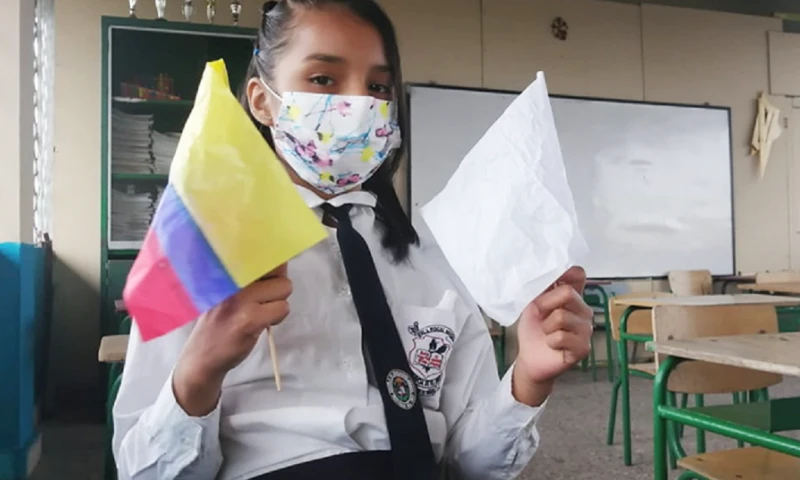 Escolares de 12 a 15 años recibirán dosis anti-covid-19 este lunes / Foto: cortesía Ministerio de Educación