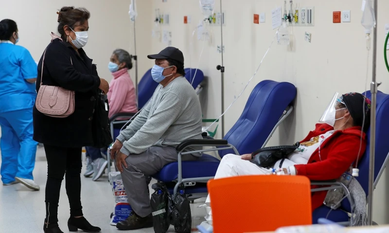 Ecuador suma 2.333 nuevos contagios de covid-19 / Foto: EFE