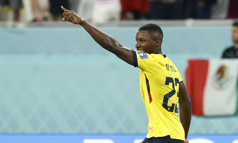 El complejo deportivo se construirá en la ciudad natal del jugador, Santo Domingo de los Tsáchilas 