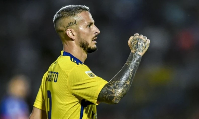 El atacante comentó a la radio ecuatoriana 'KCH FM', sobre su alegría "por la oportunidad" que ofrece Barcelona / Foto: cortesía