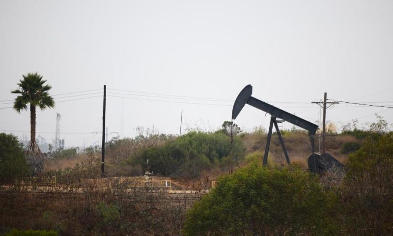Los mercados dieron la vuelta y reaccionaron cuando el presidente anunció que suspendía durante 90 días los aranceles / Foto: EFE