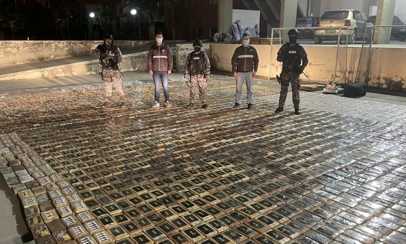 Ecuador decomisa 3 toneladas de cocaína con trasfondo de crisis carcelaria / Foto: cortesía Policía Nacional