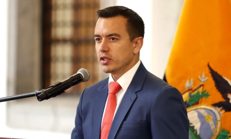 Noboa  afirmó que su gobierno ya está tomando medidas para reforzar la seguridad en la zona / Foto: cortesía Diario Correo