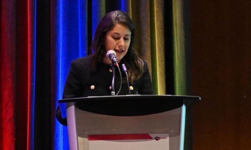 Carolina Orozco, presidenta del directorio de la Cámara de Comercio de Ecuador, presentó el potencial geológico de Ecuador / Foto: cortesía Cámara de Minería del Ecuador