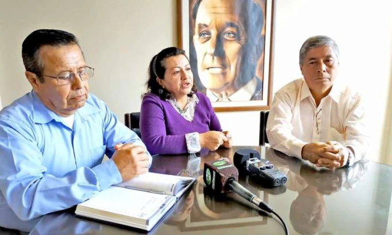 Las autoridades del Núcleo Provincial de la CCE informaron del evento mediante rueda de prensa. Foto: La Hora