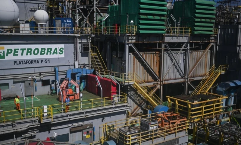 Petrobras subrayó que la decisión va en línea con su plan estratégico de largo plazo / Foto: EFE