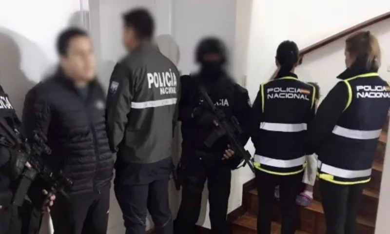 Los ocho detenidos pasaron el domingo a prisión preventiva por orden judicial / Foto: Fiscalía