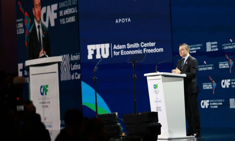 El diplomático no especificó el motivo que llevó al mandatario a volver a Ecuador / Foto: cortesía Presidencia 