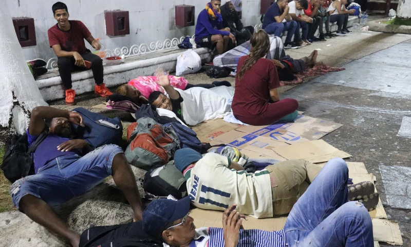 La familia, que cruzaba la región del Istmo de Tehuantepec, la zona más angosta del país, se transportaba de manera irregular 