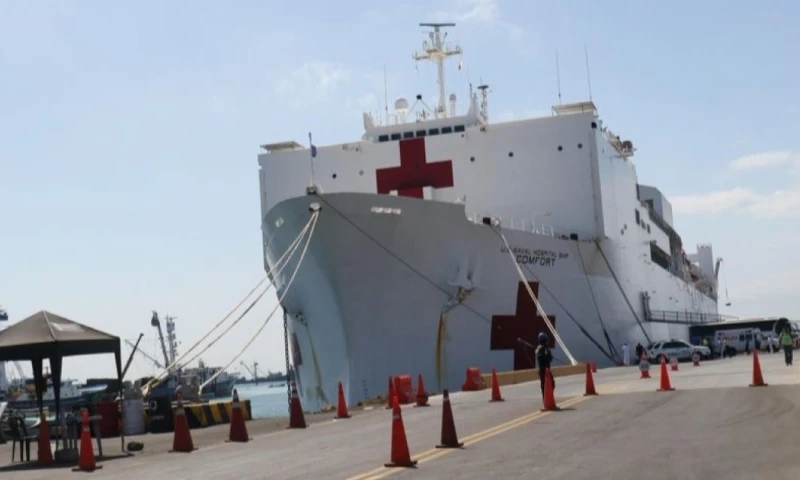 El buque hospital de la Armada de los Estados Unidos llegó a Manta / Foto: cortesía Alcaldía de Manta