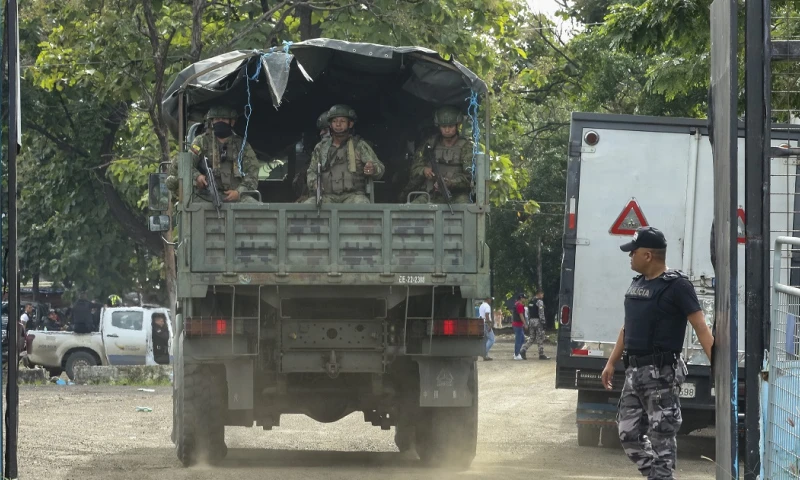 El remezón coincidió en un momento en que las autoridades estadounidenses ofrecieran una recompensa por información para dar con los autores intelectuales del asesinato./ Foto: cortesía EFE