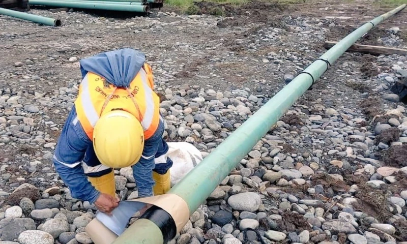 El SOTE colapsó por la erosión del río Coca / Foto: cortesía Ejercito