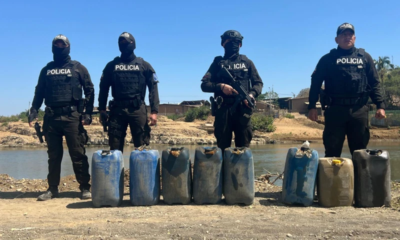 El hallazgo se produjo cuando los soldados del Batallón de Selva 62 Zamora realizaban una operación en el sector de Chinapintza/ Foto: cortesía