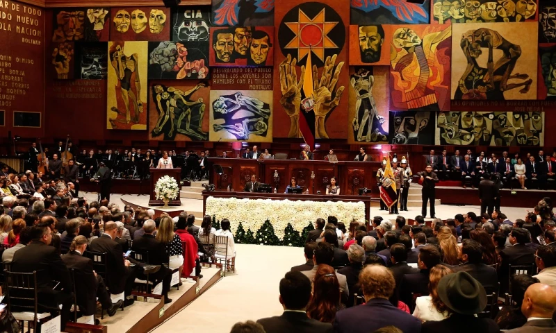 Disenso en torno a la aprobación de ley de extinción de dominio  / Foto: EFE