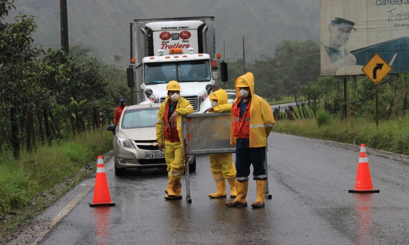 Erosión del río Coca afecta a la carretera Quito-Lago Agrio  / Foto: El Oriente